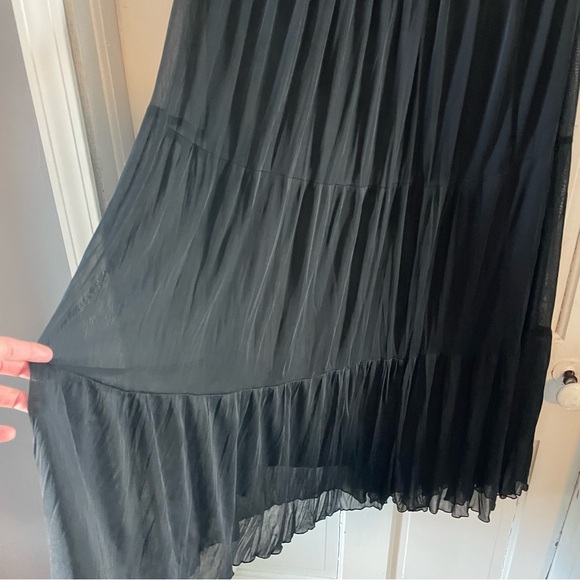 Black Tiered Skirt Boho Elastic Waist Sz M dark cottagecore - Picture 3 of 6